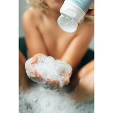 Afbeelding in Gallery-weergave laden, NAÏF CLEANSING WASH GEL