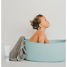 Afbeelding in Gallery-weergave laden, NAÏF CLEANSING WASH GEL
